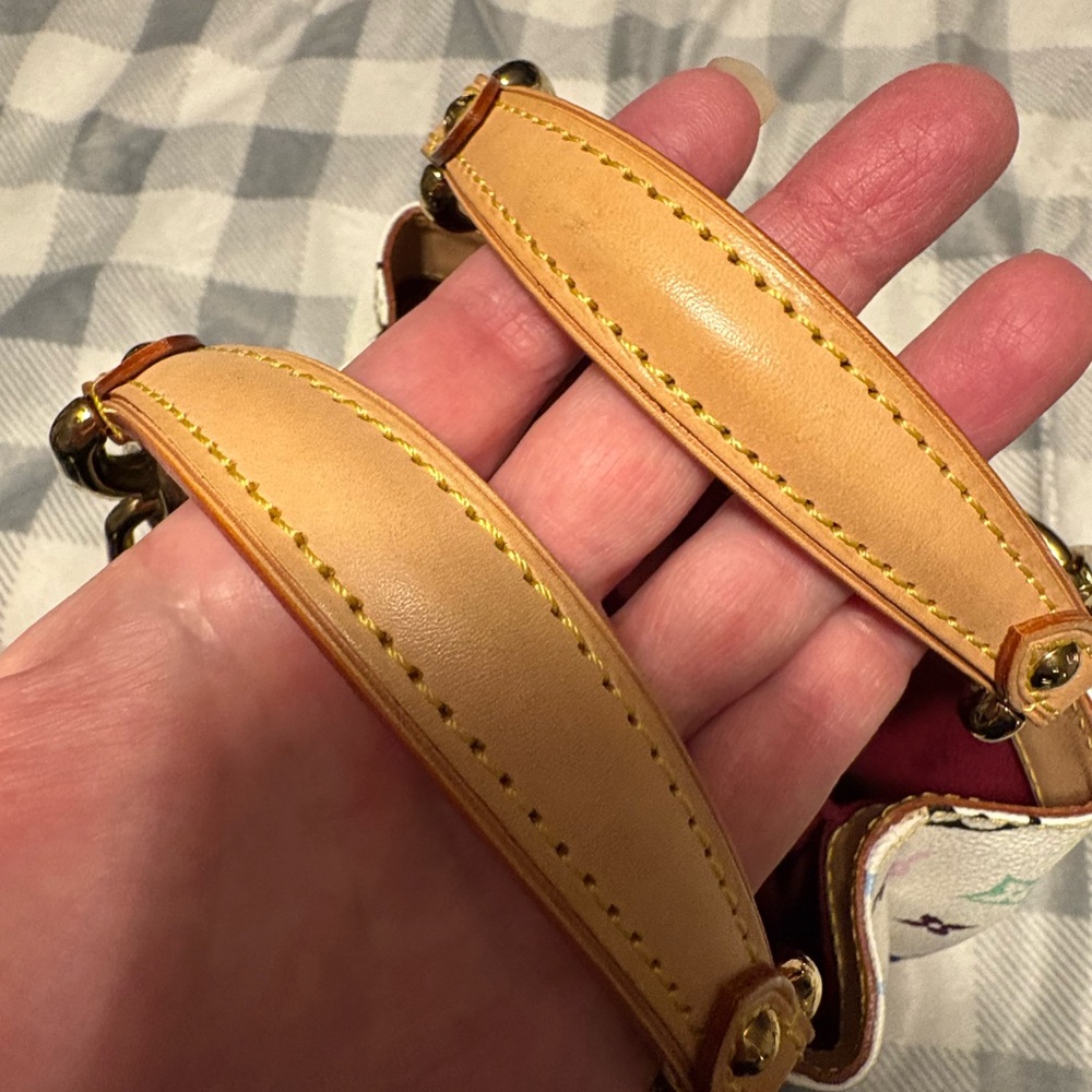 Louis Vuitton Audra bag - Picture 9 of 16